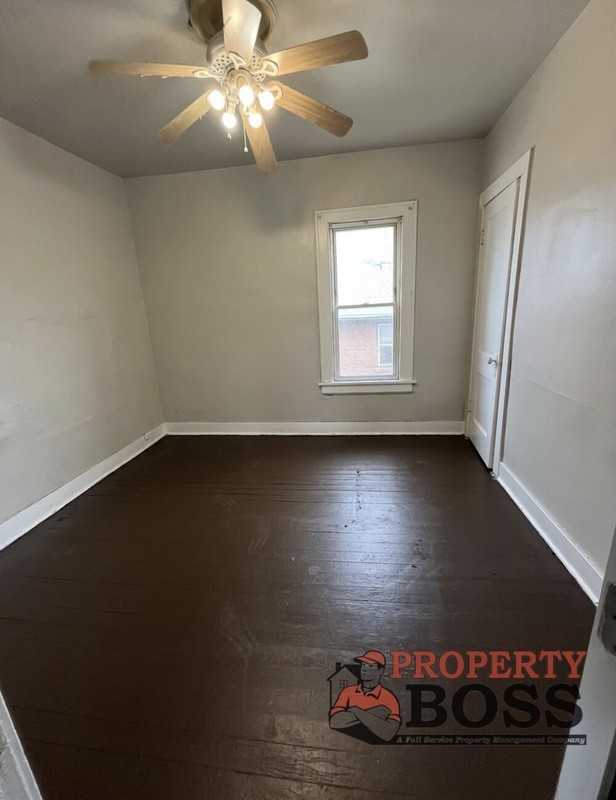 519 W Columbus Dr - Photo 5 of 12