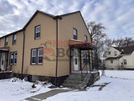 featured image of 1225 Lyons St
