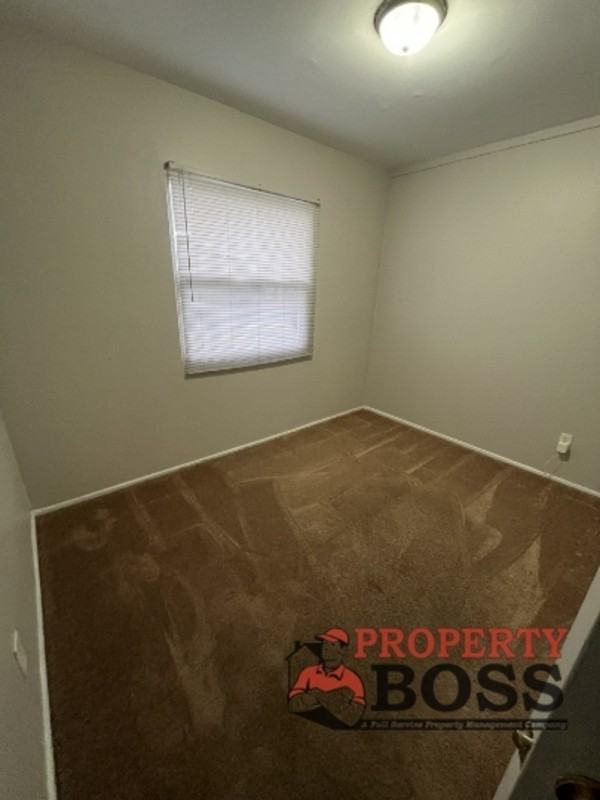 5500 E 13th Pl - Photo 3 of 9