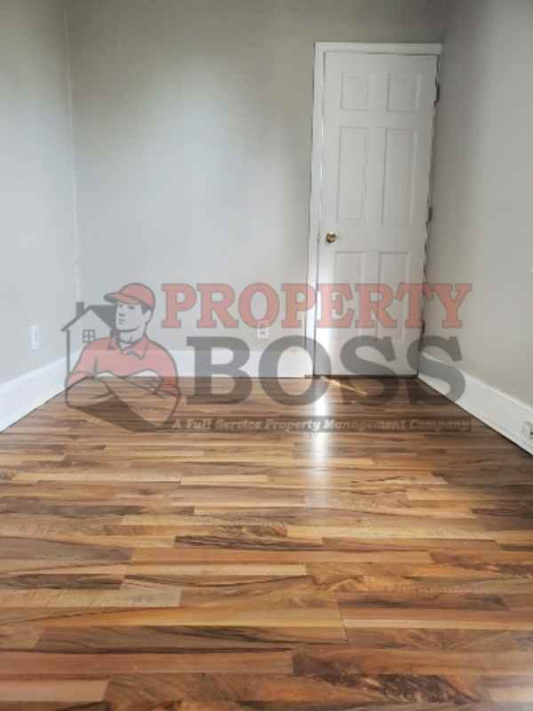 1525 Roosevelt St - Photo 2 of 10