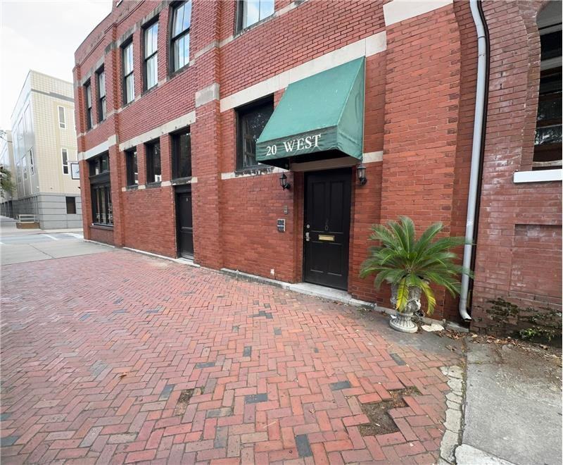 20 W Oglethorpe Ave #D - Photo 2 of 26