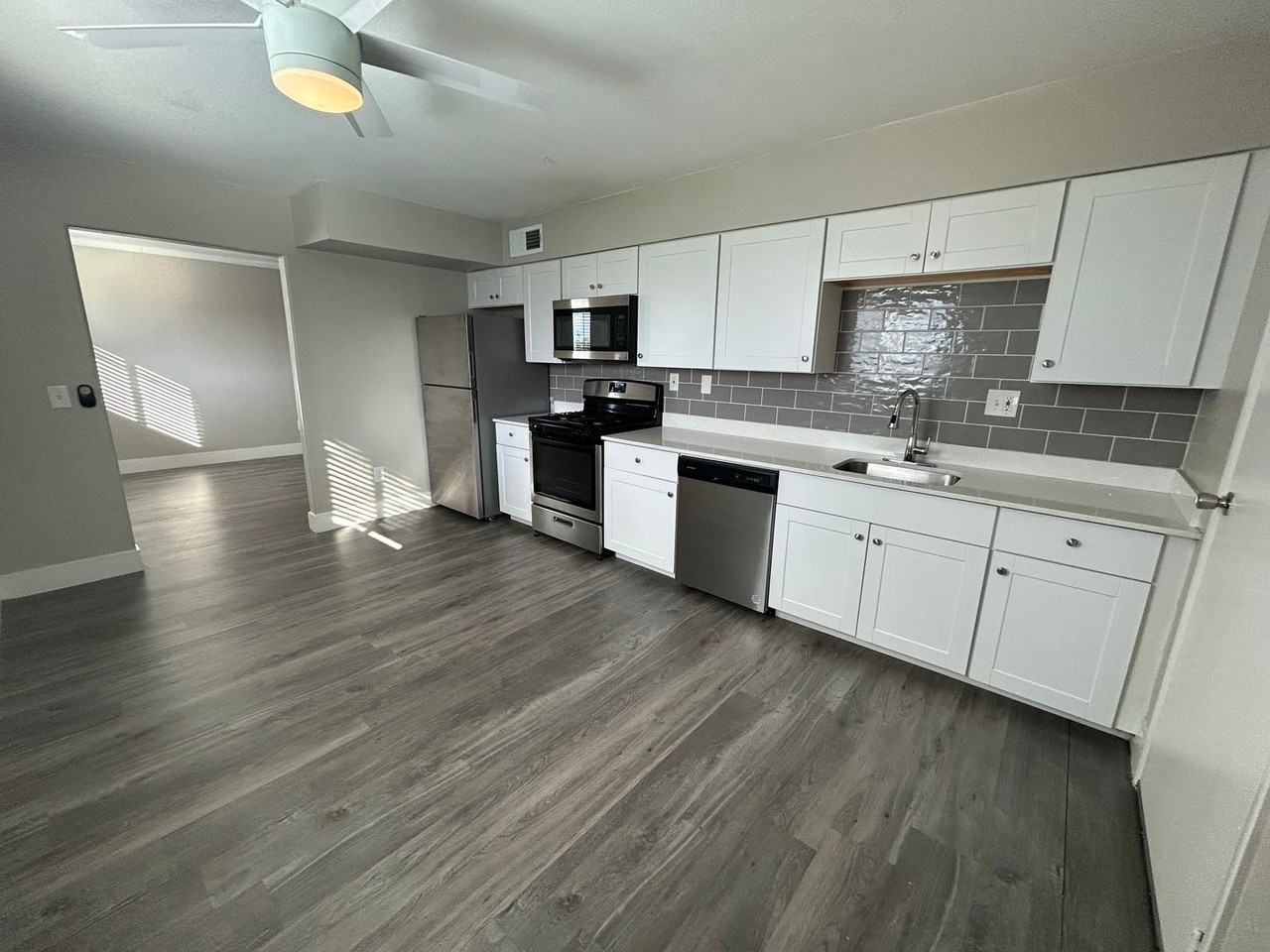 Caya - Photo 7 of 27