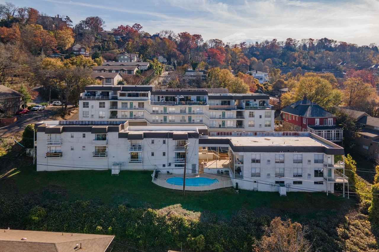 Top of the Cliff - Photo 6 of 37