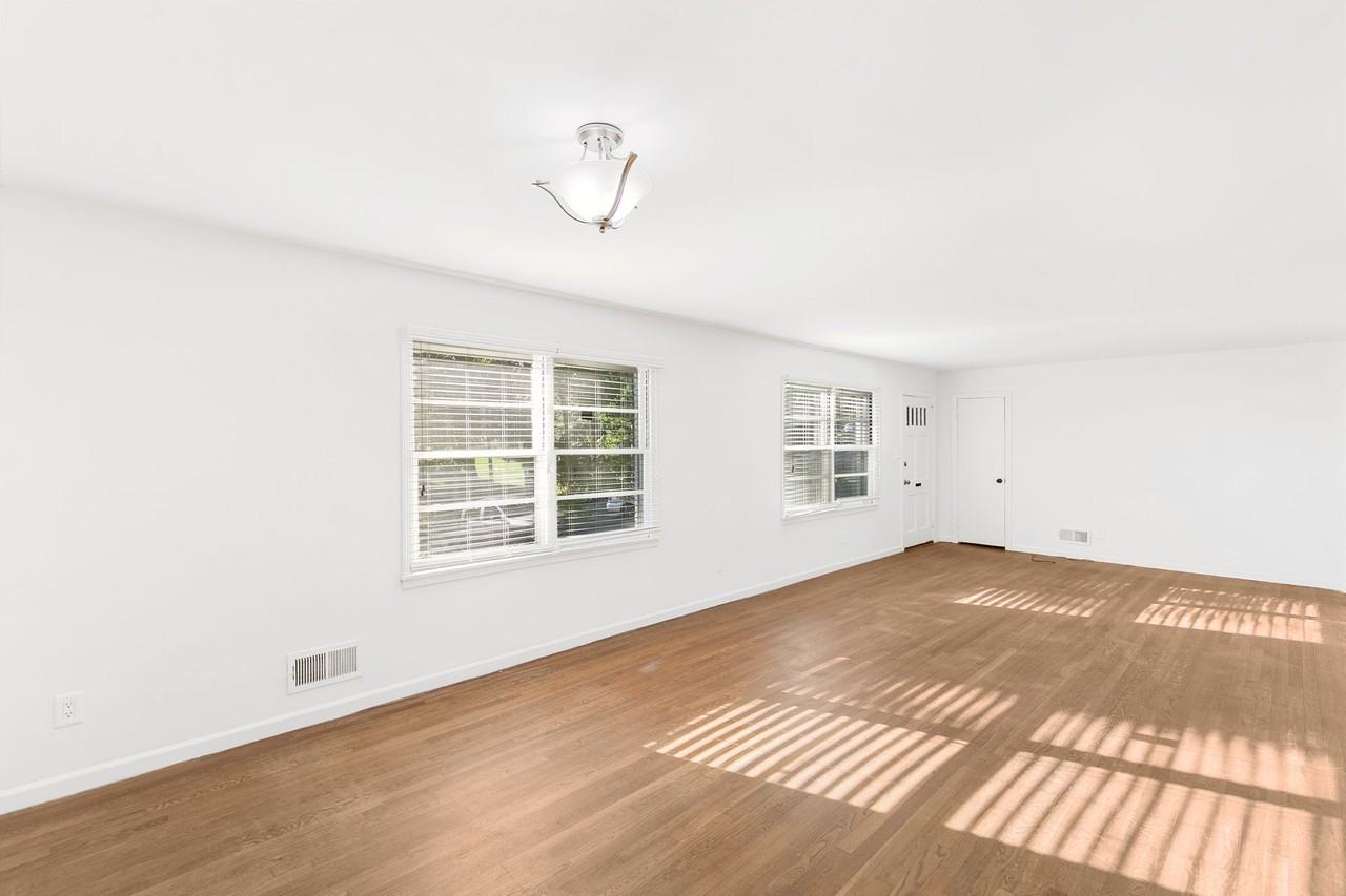 Cahaba Park Apartments - Photo 3 of 7