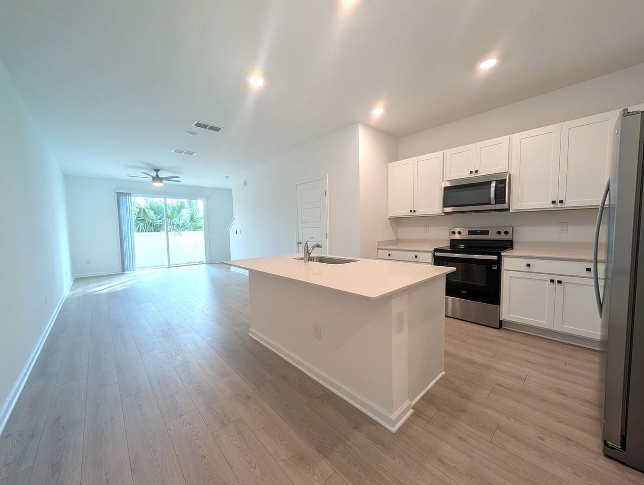 5910 Ortega Lake Dr - Photo 2 of 18