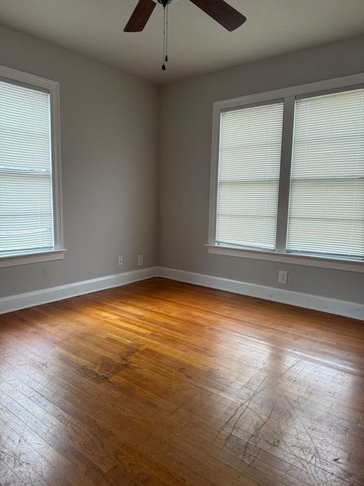 3330 12th St - Photo 7 of 14