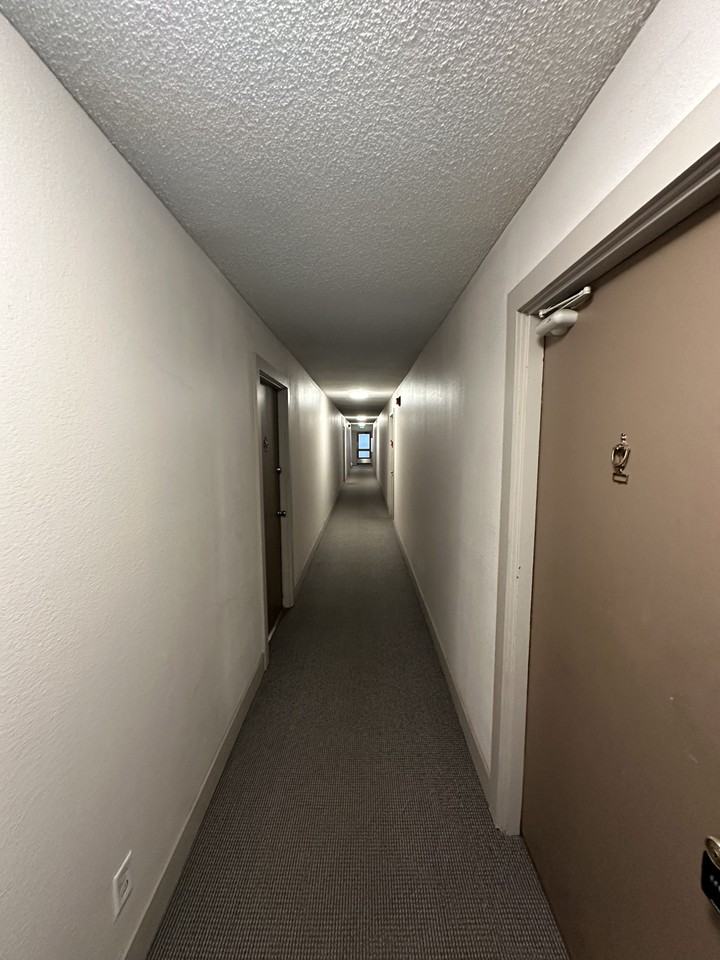 2707 Valmont Rd - Photo 5 of 30