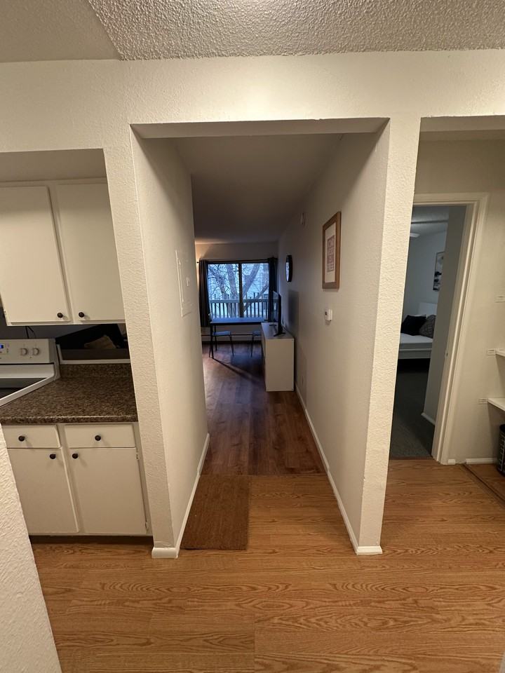 2707 Valmont Rd - Photo 7 of 30