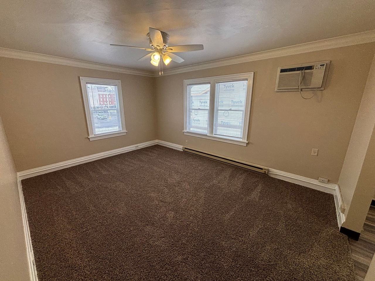 808-7 - Photo 4 of 25