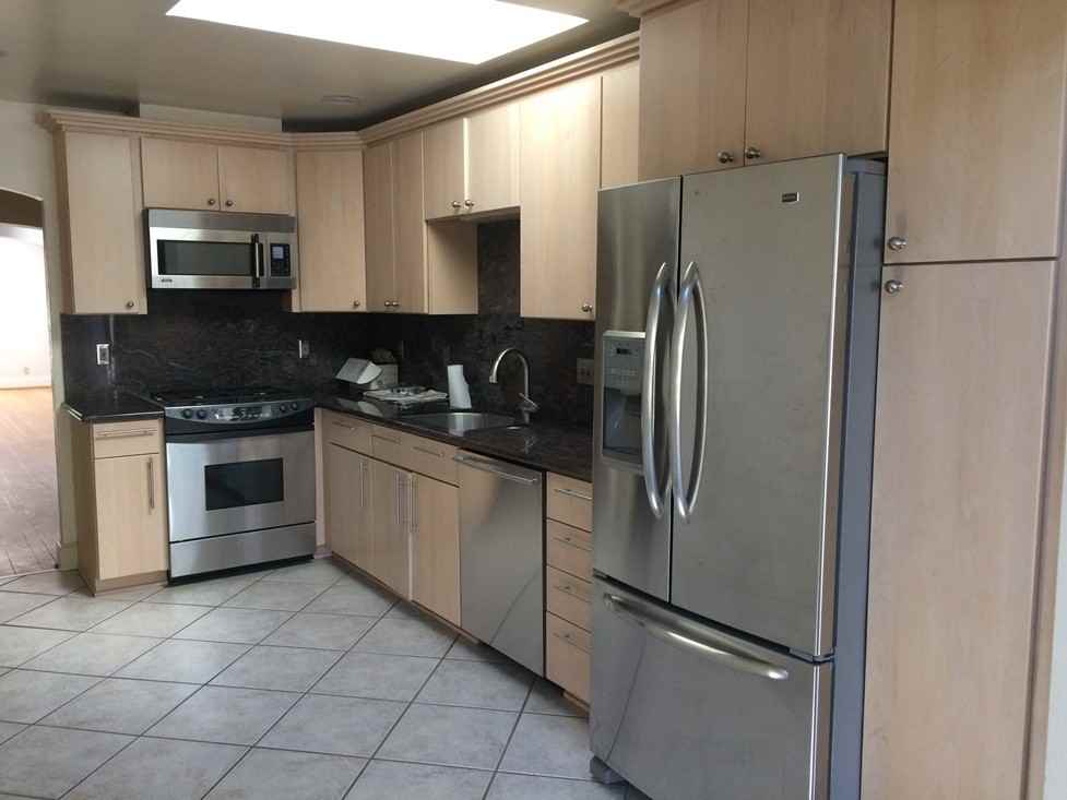 2831 Marina Dr - Photo 7 of 13