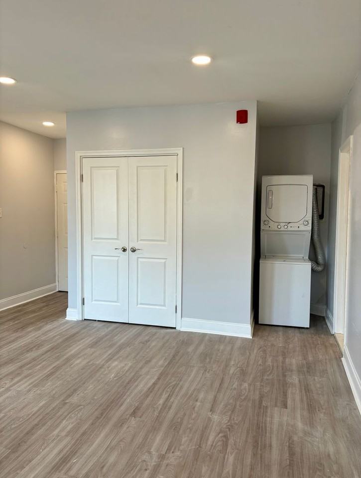 Pine Court - Photo 7 of 21