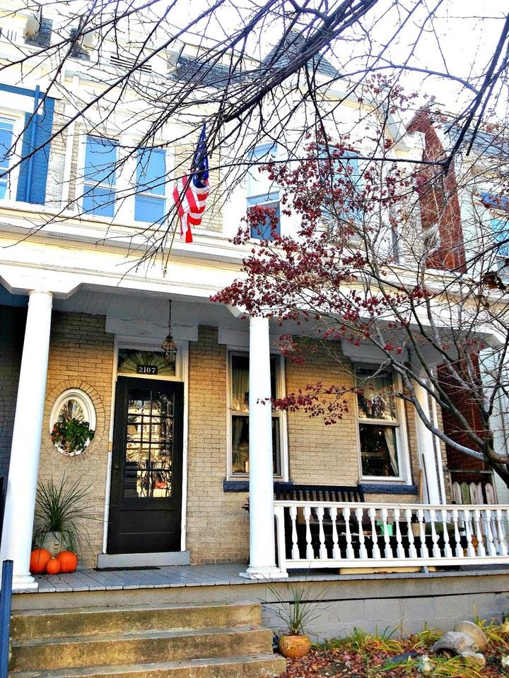 2107 Floyd Ave - Photo 2 of 50