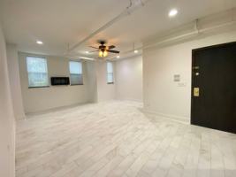 featured image of 1900 W Farwell Ave