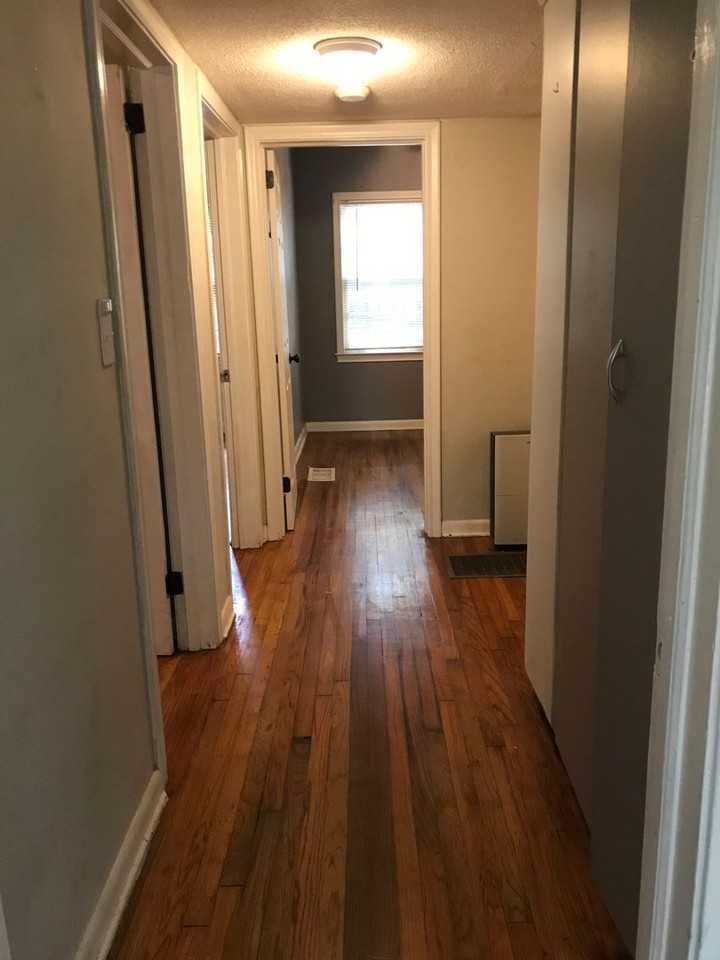 1406 Atkamire Dr - Photo 4 of 10