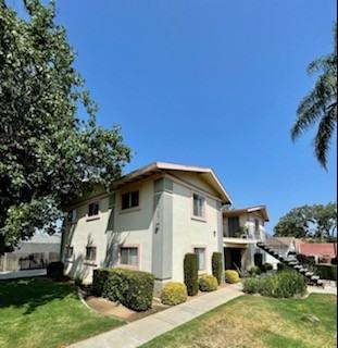 34728 Avenue H - Photo 7 of 10