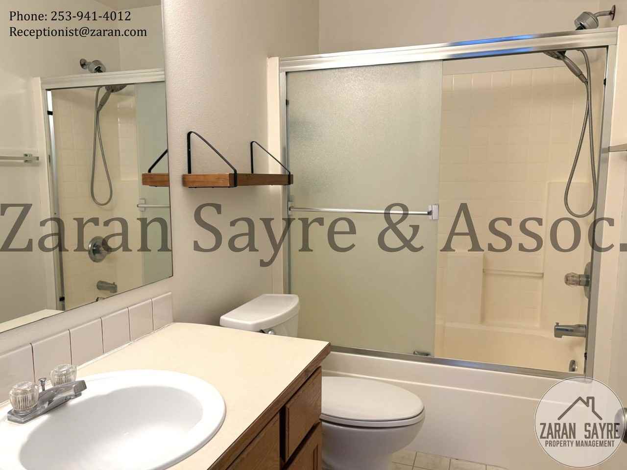 2752 Comet St - Photo 4 of 26