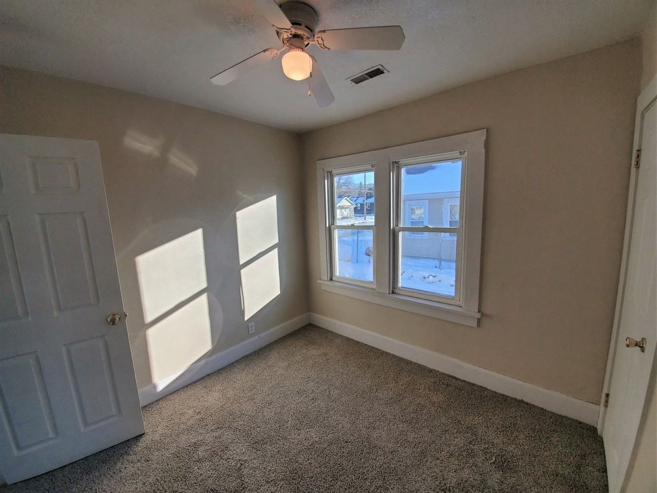 2935 Dubuque Ave - Photo 7 of 12