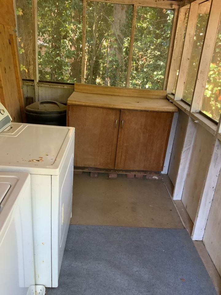 3426 Keenan Dr - Photo 2 of 17