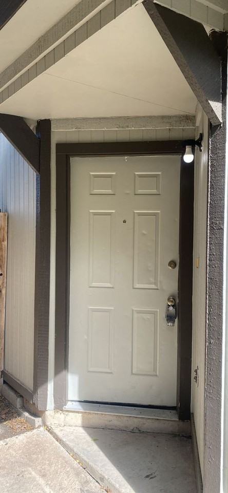 9619 Bratton Dr - Photo 2 of 19