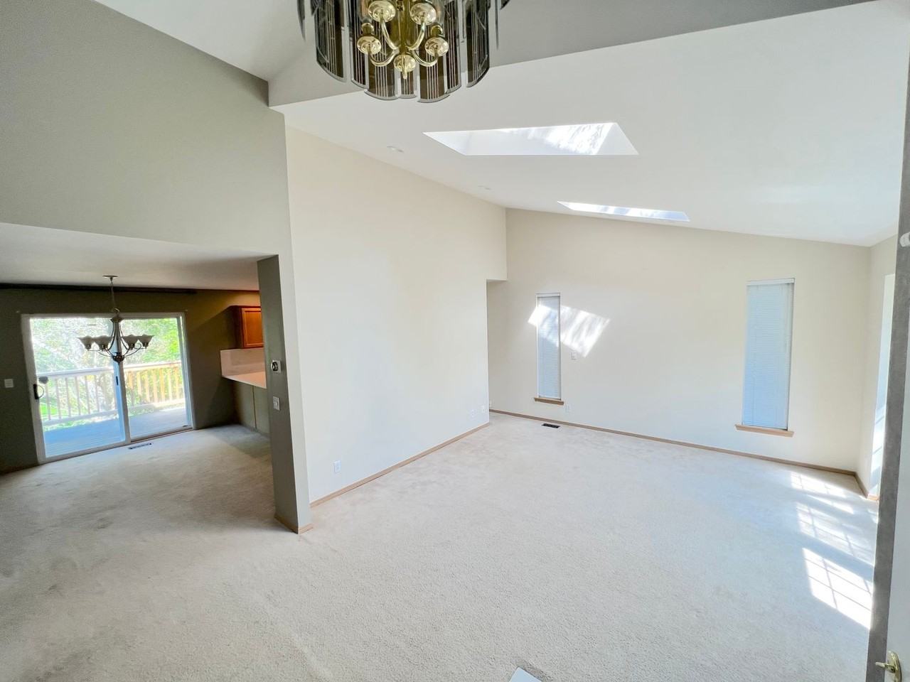 16821 122nd Ave Ne - Photo 6 of 30