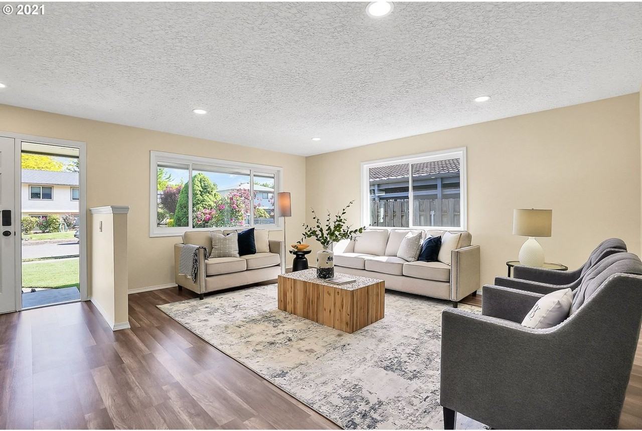 14404 Ne Failing St - Photo 3 of 27