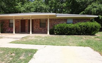 1347 Hampton Dr - Photo 1 of 1