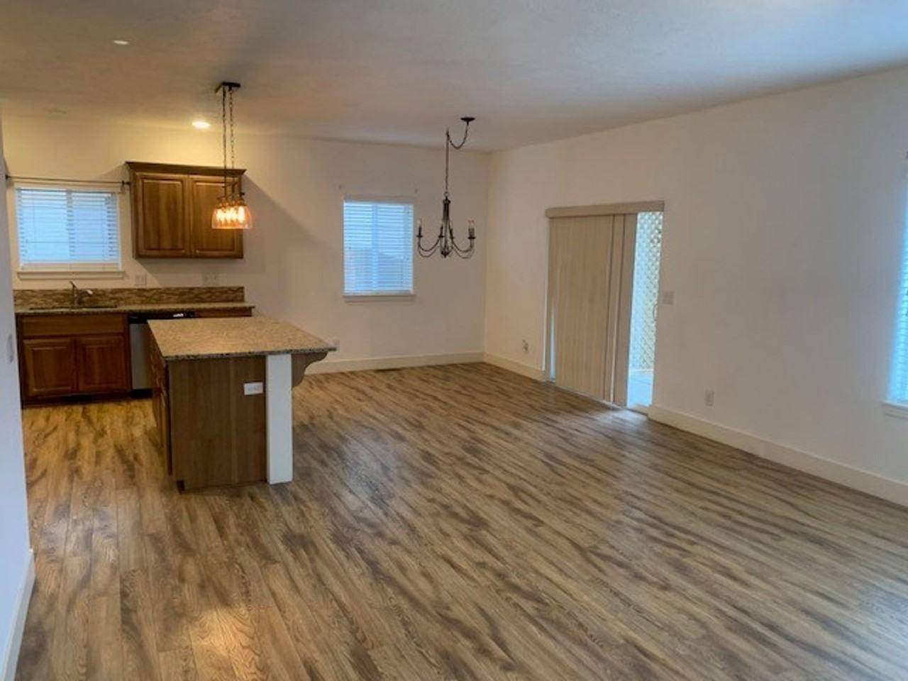 21154 Capella Pl - Photo 4 of 20