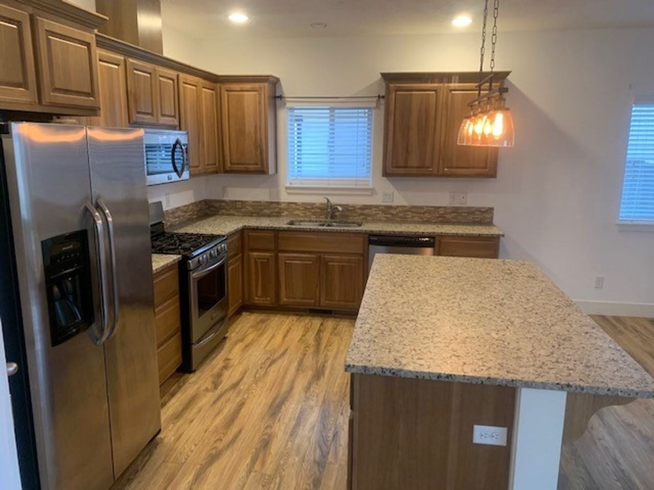 21154 Capella Pl - Photo 7 of 20