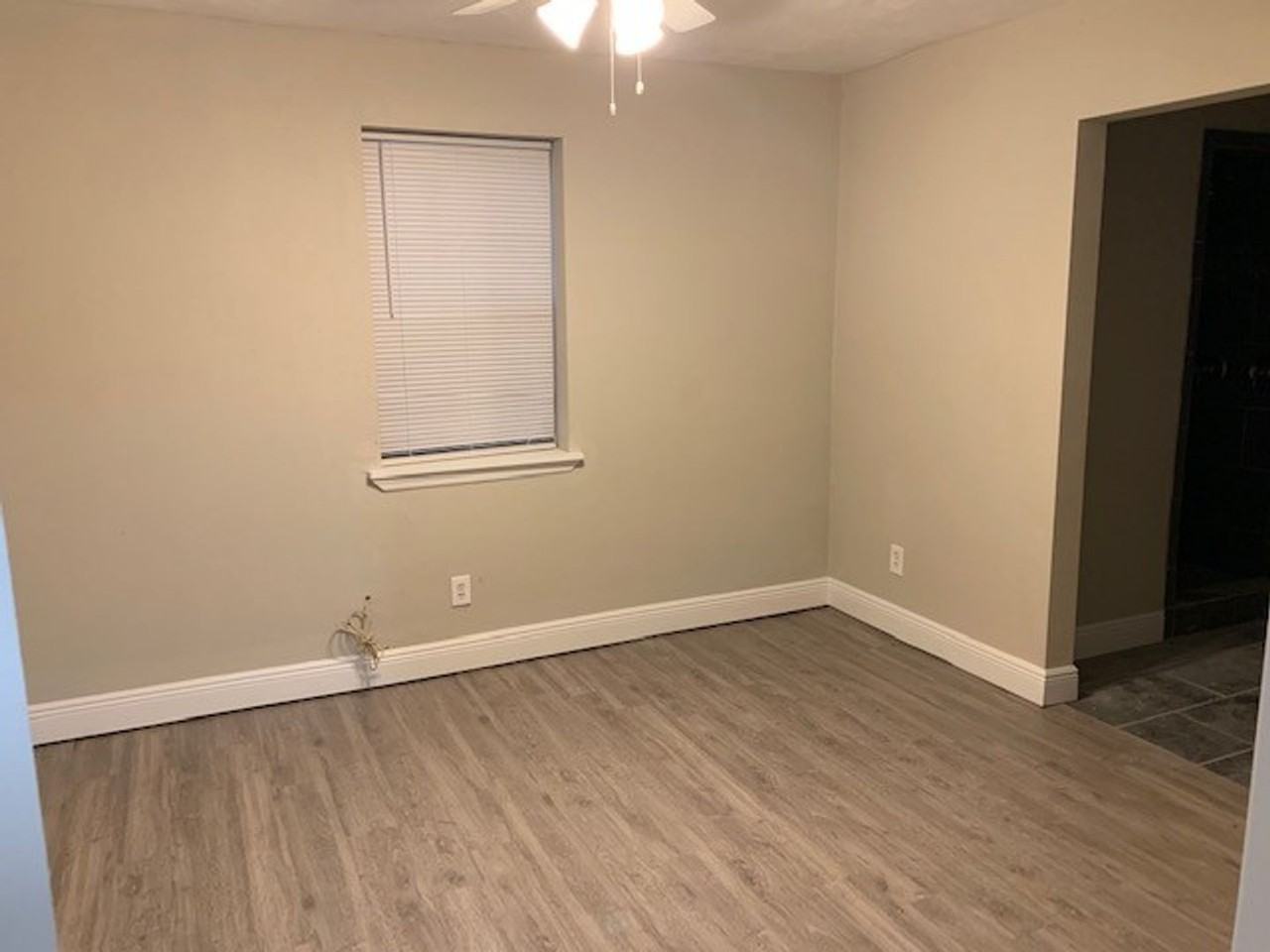 430 W 5th Ave - Photo 7 of 19