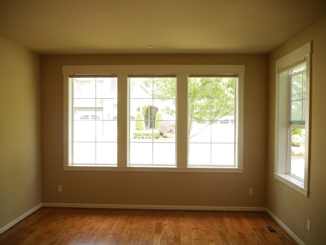 11731 171st Pl Ne - Photo 3 of 18