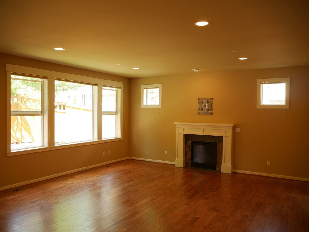 11731 171st Pl Ne - Photo 4 of 18