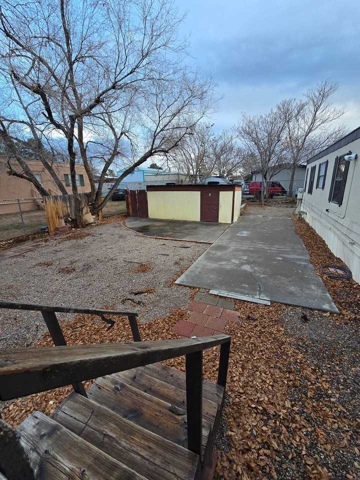 6700 San Luis Obispo Ave Ne - Photo 2 of 10