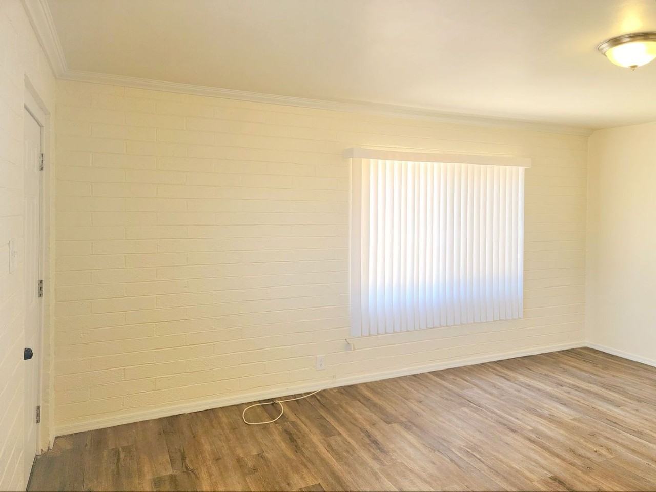 2518 E Cameron Vis - Photo 4 of 16