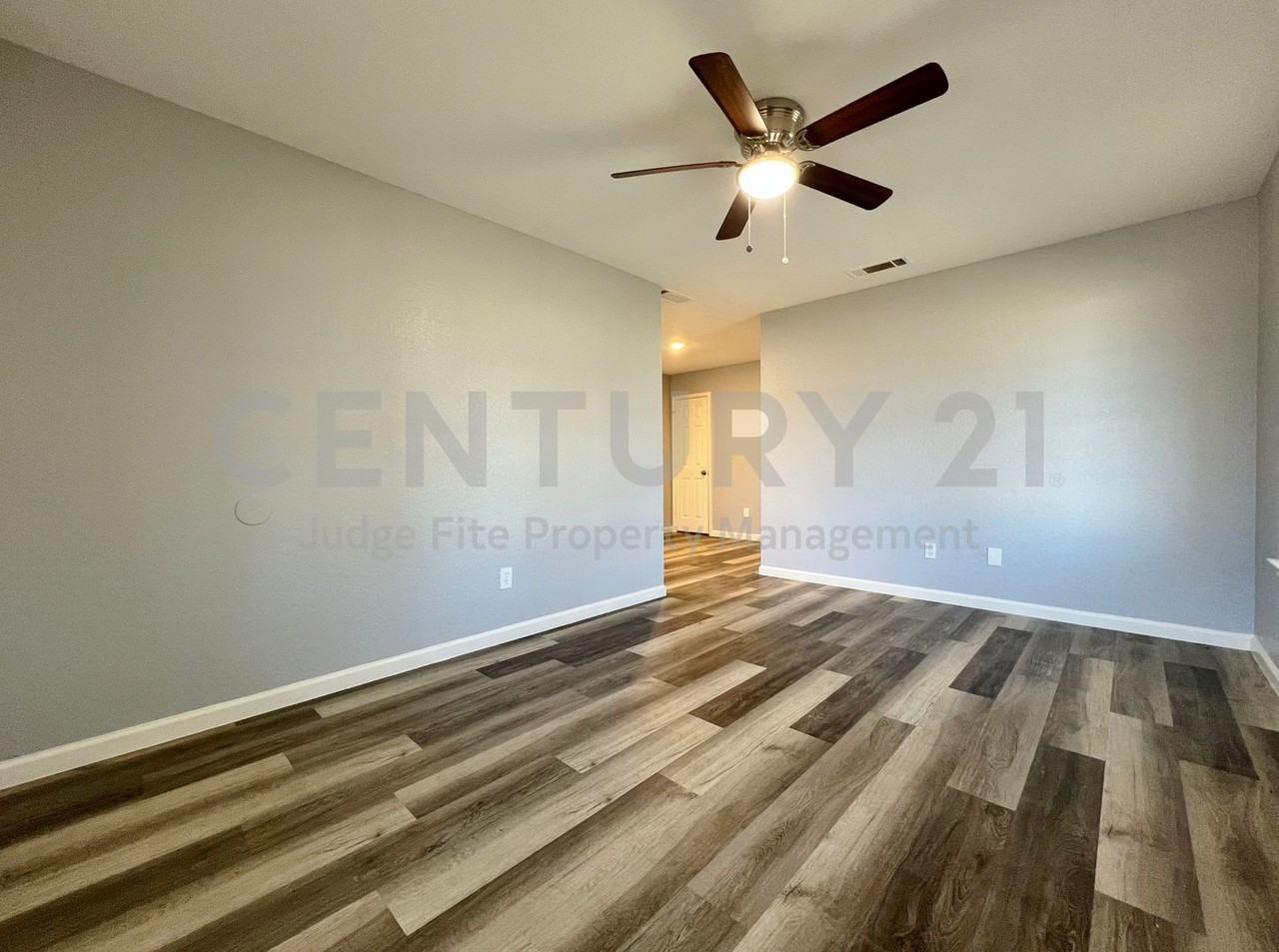 1008 S Retta St - Photo 3 of 13