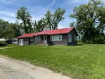 2590 W Broadway St - Photo 1 of 1