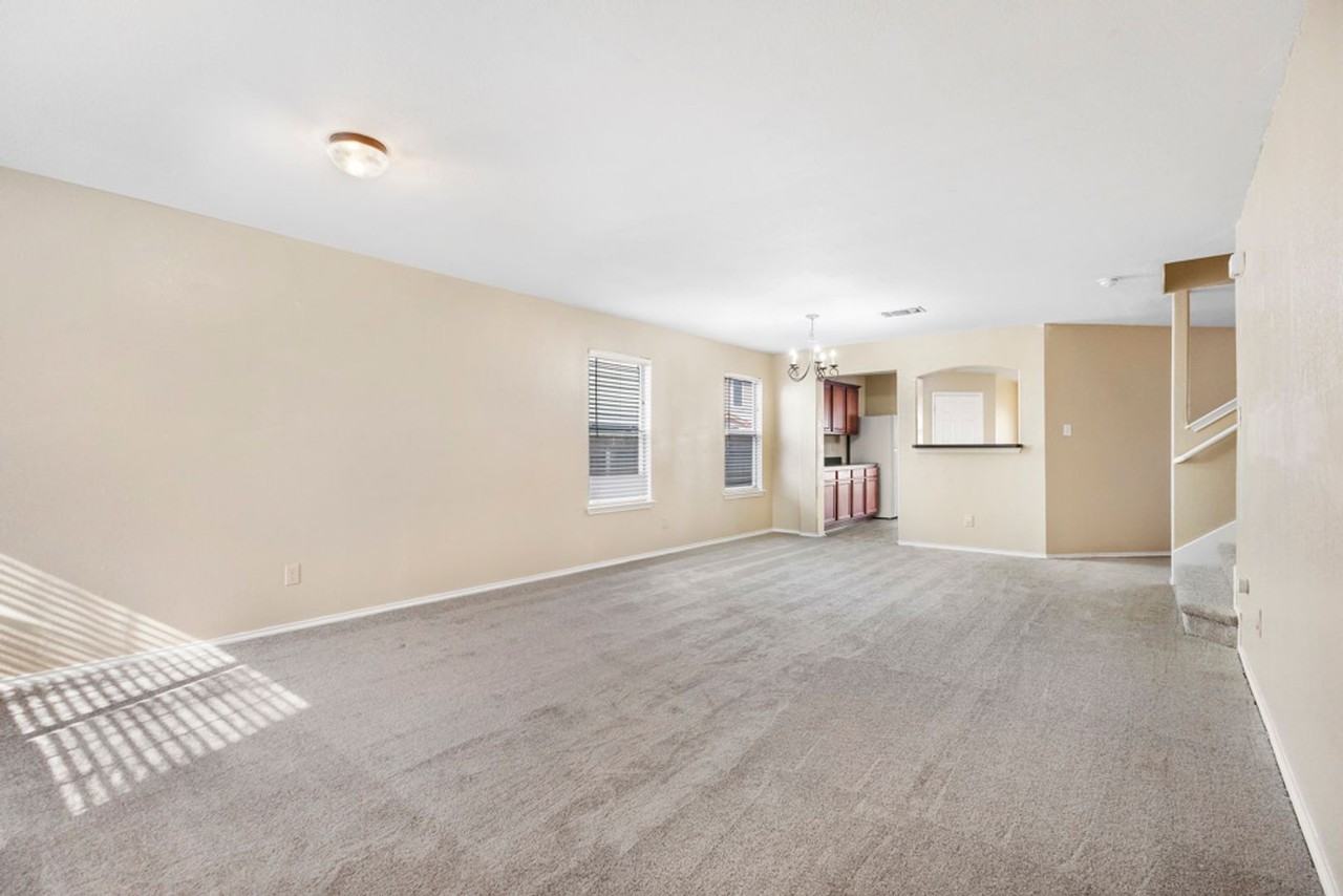 8615 Harvest Moon - Photo 3 of 21