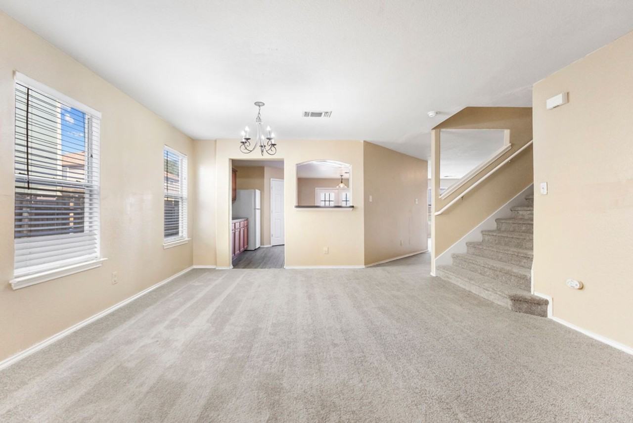 8615 Harvest Moon - Photo 4 of 21