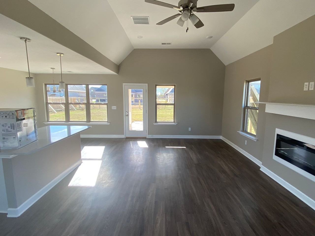 4933 Reunion Bnd - Photo 2 of 13