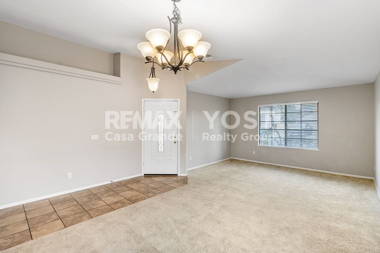 2110 N St Pedro Ave - Photo 2 of 14