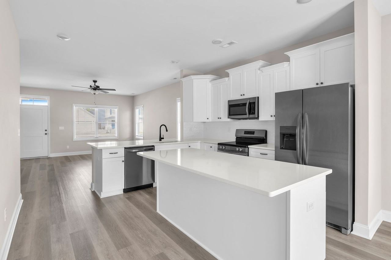 1626 Grey Cliff Run - Photo 7 of 26