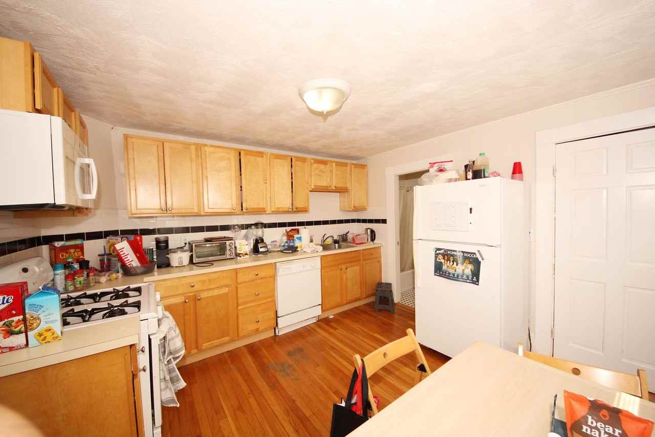 60 Bedford St - Photo 7 of 16