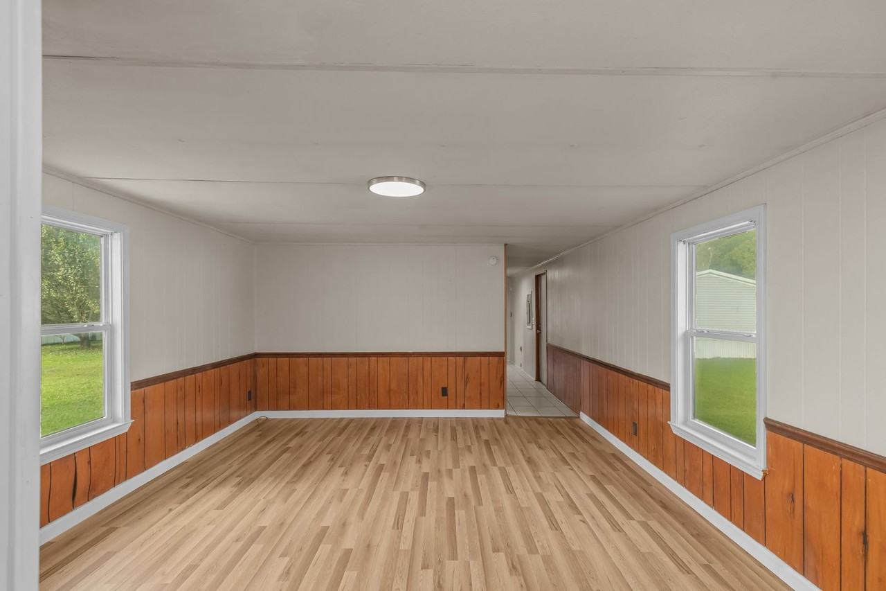 119 Starwood Circle - Photo 4 of 37