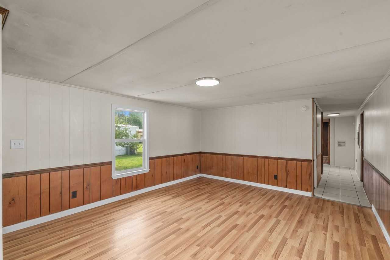 119 Starwood Circle - Photo 5 of 37