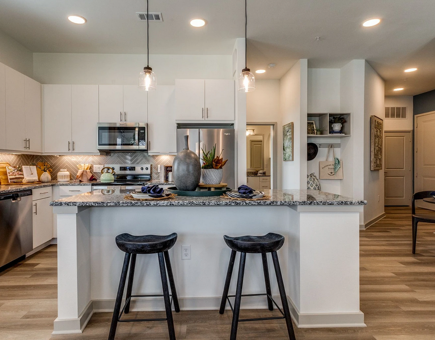 8589 West Stacy Road #1821.04 - Photo 3 of 12