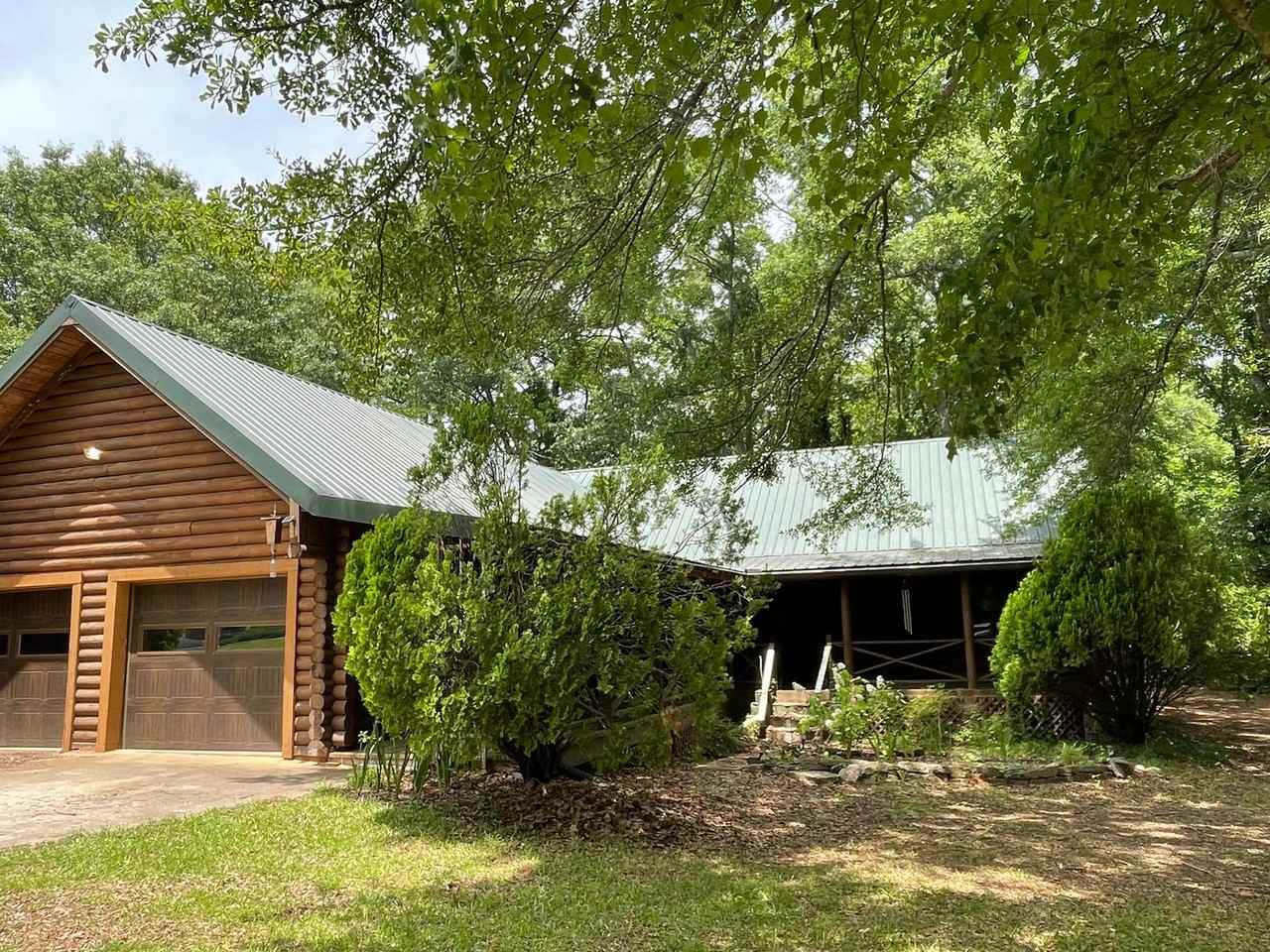 1840 Robinhood Rd - Photo 2 of 21