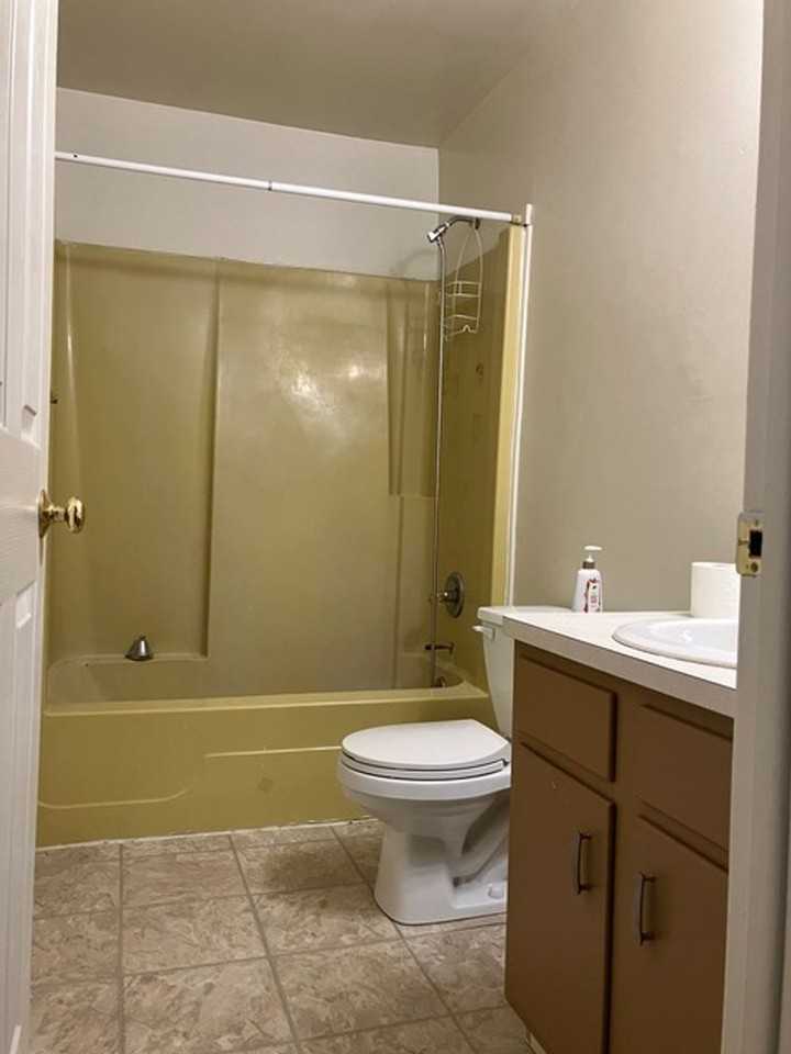 9037 Cedar Lake Rd - Photo 3 of 12