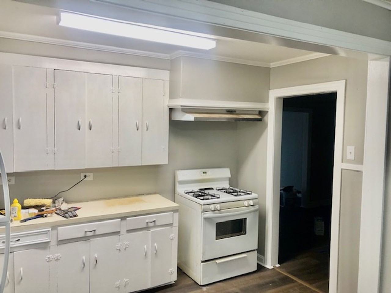 837 Modica St - Photo 3 of 4