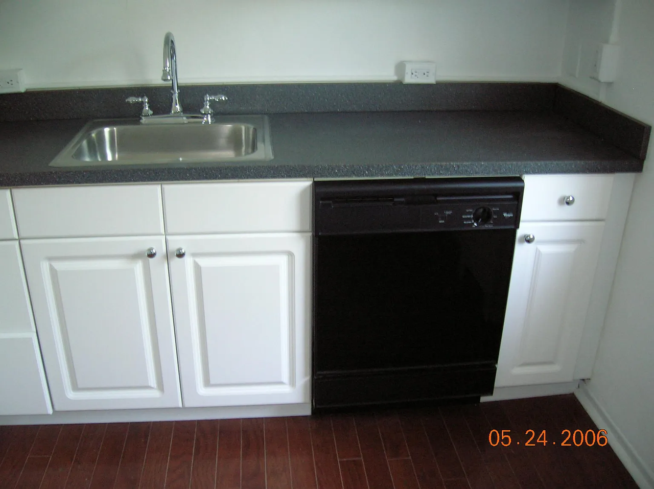 734 North Ter - Photo 5 of 18