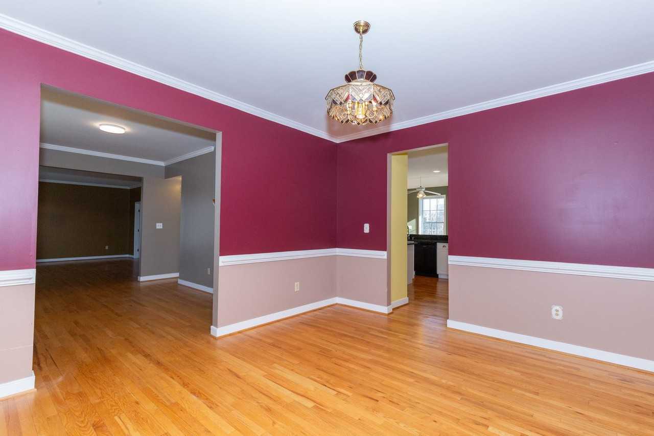 180 Muirfield Ct - Photo 5 of 50