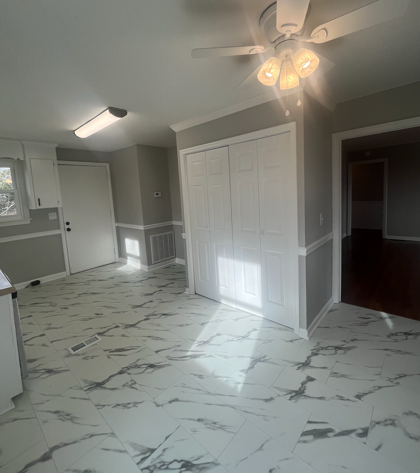 310 Hammett Bridge Rd - Photo 4 of 13